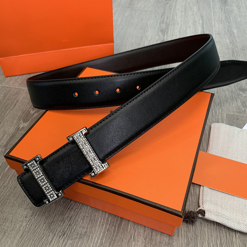 Designer belt leather belt letter buckle available in 4 styles width 3.8cm suitable for men no box included
Designer belt leather belt letter buckle available in 4 styles width 3.8cm suitable for men no box included