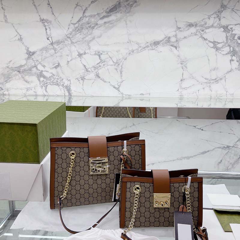 2022 Fashion Handbags Shoulder Luxurys Designer Bags Genuine Leather bag Flip cover diagonal Messenger Crossbody Handbag Purse metal chain Handbag, Khaki1
2022 Fashion Handbags Shoulder Luxurys Designer Bags Genuine Leather bag Flip cover diagonal Messenger Crossbody Handbag Purse metal chain Handbag, Khaki1
