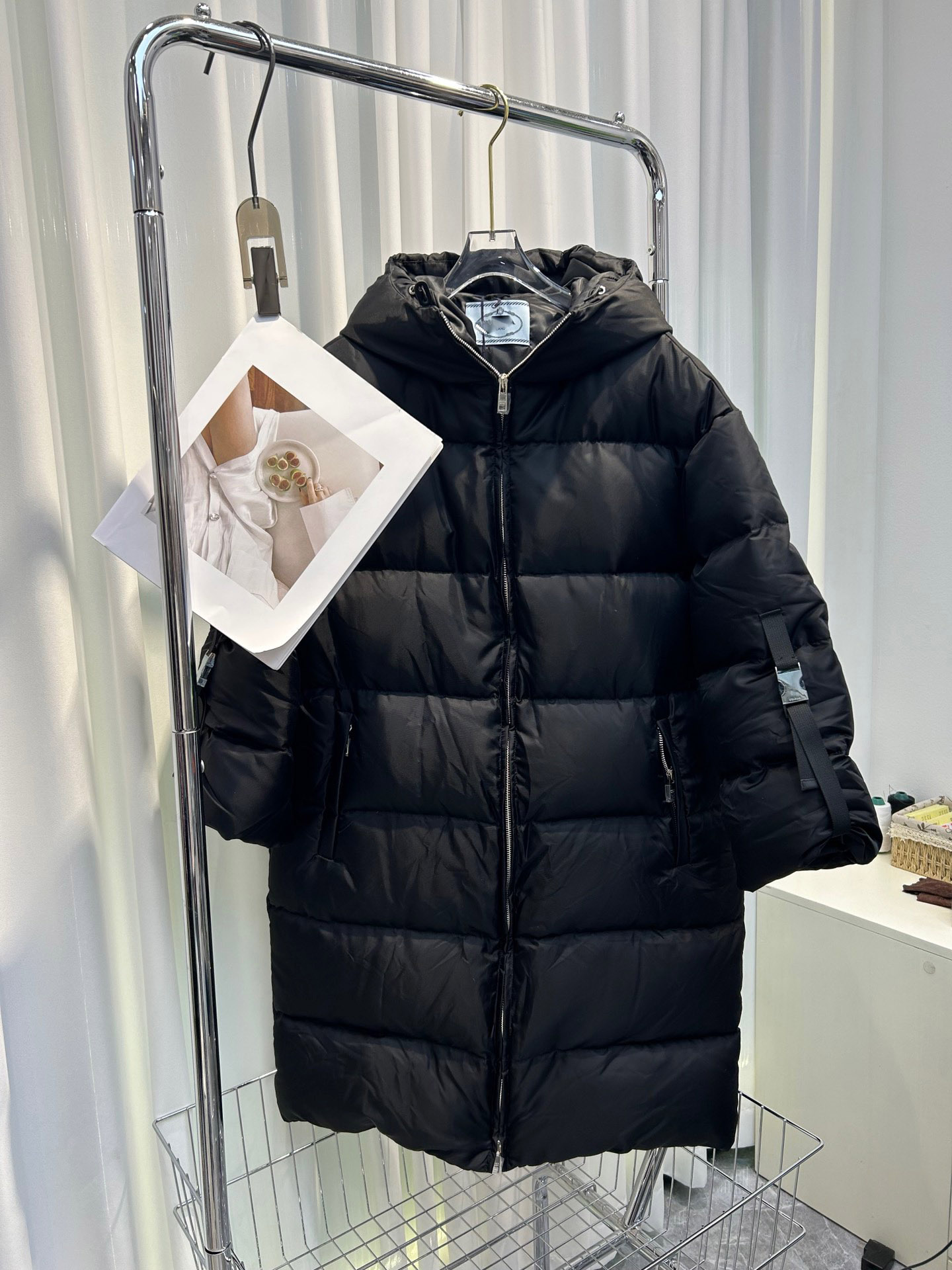 2023 Men's Down Men's plus size Outerwear & Coats Polar style summer wear with beach out of the street pure cotton DD#918
2023 Men's Down Men's plus size Outerwear & Coats Polar style summer wear with beach out of the street pure cotton DD#918