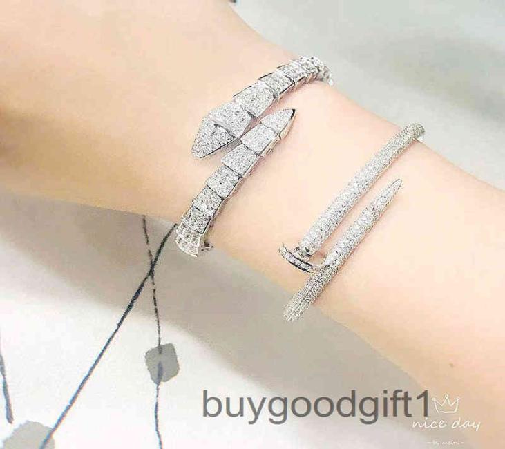 2022 Brand KDY Bracelets I sky full star diamond nail son Bracelet net red same Japan and South Korea new gold TRL86396333
2022 Brand KDY Bracelets I sky full star diamond nail son Bracelet net red same Japan and South Korea new gold TRL86396333