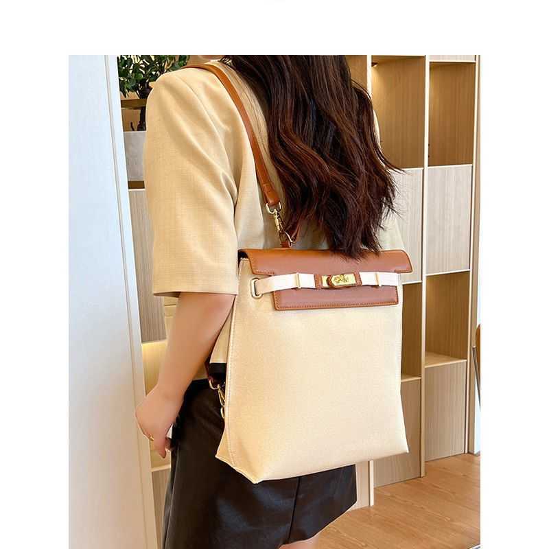 Women's Luxury Designer Handbag Shoulder Bags Crossbody Bag Tote Leather Canvas Backpack New Fashion Multifunctional Tonggan Senior Tote Bag Factory Direct Sales, Black
Women's Luxury Designer Handbag Shoulder Bags Crossbody Bag Tote Leather Canvas Backpack New Fashion Multifunctional Tonggan Senior Tote Bag Factory Direct Sales, Black
