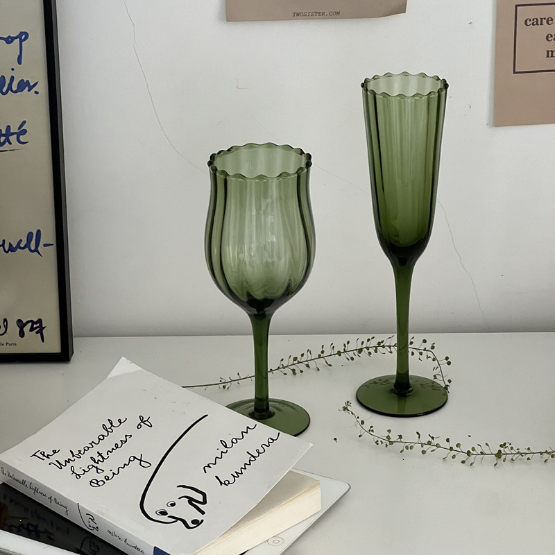 Wine Glasses Vintage Flower Shaped Cocktail Champagne Whisky Goblet Large Capacity Handmade Juice Wine Glass Cup Decor Home el Wine Cup R250425
