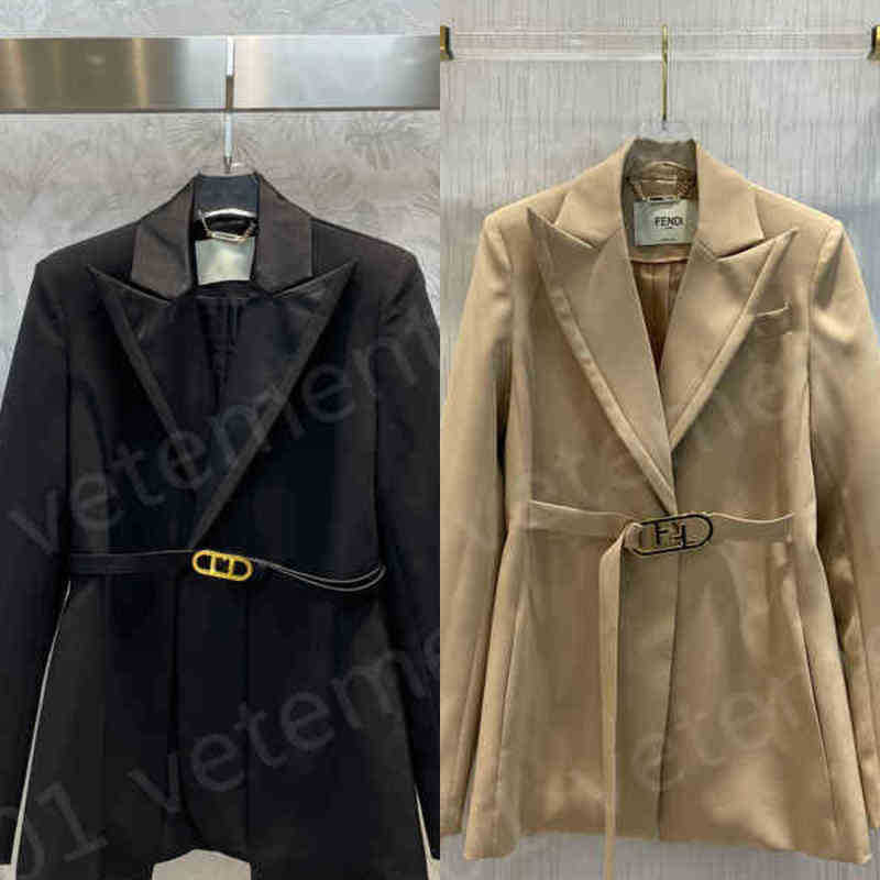 Luxury Womens Blazer Vintage Slim Fit Metal Buckle Blazer Retro Shawl Collar Fashion Trendy Jacket Temperament Brand high end Designer Women Clothing A1
Luxury Womens Blazer Vintage Slim Fit Metal Buckle Blazer Retro Shawl Collar Fashion Trendy Jacket Temperament Brand high end Designer Women Clothing A1