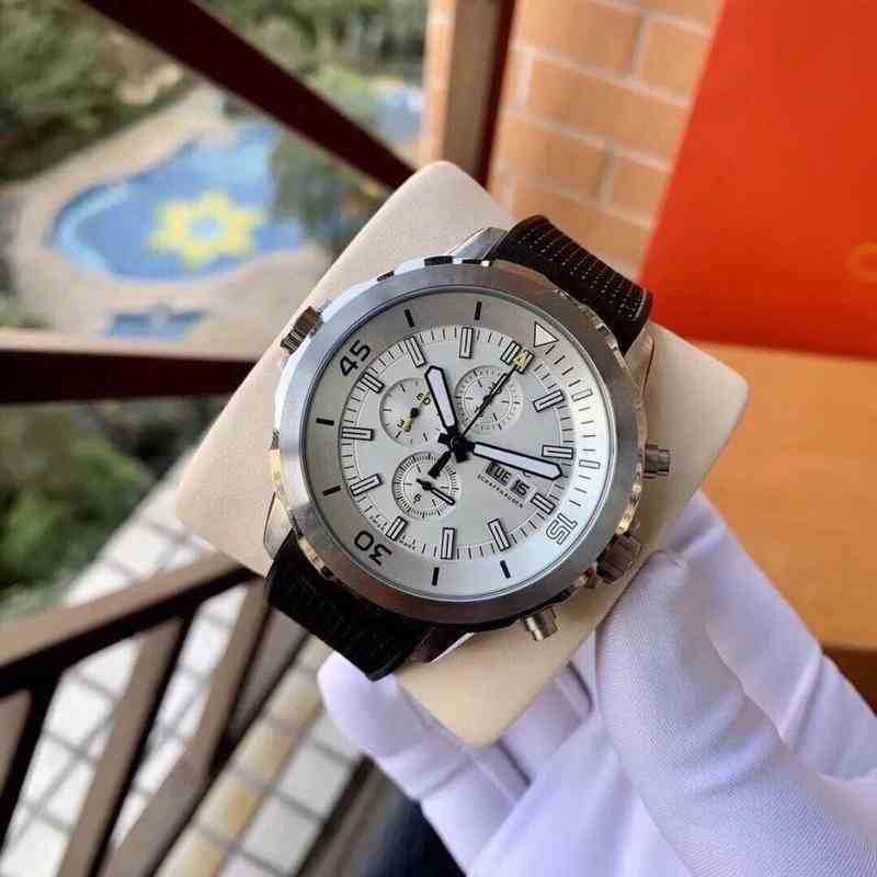 Watch Luxury Vk Watches for Men Mechanics Multifunctional Wristwatch Designer Xiaowan Ocean Timepiece Wujg
Watch Luxury Vk Watches for Men Mechanics Multifunctional Wristwatch Designer Xiaowan Ocean Timepiece Wujg