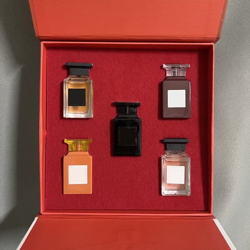 Perfume for woman man Fragrance Cherry Peach OUd Wood ebene fume 7.5ml EAU De Parfum Spray Designer rose de china Cologne Wholesale Gift Perfumes
Perfume for woman man Fragrance Cherry Peach OUd Wood ebene fume 7.5ml EAU De Parfum Spray Designer rose de china Cologne Wholesale Gift Perfumes