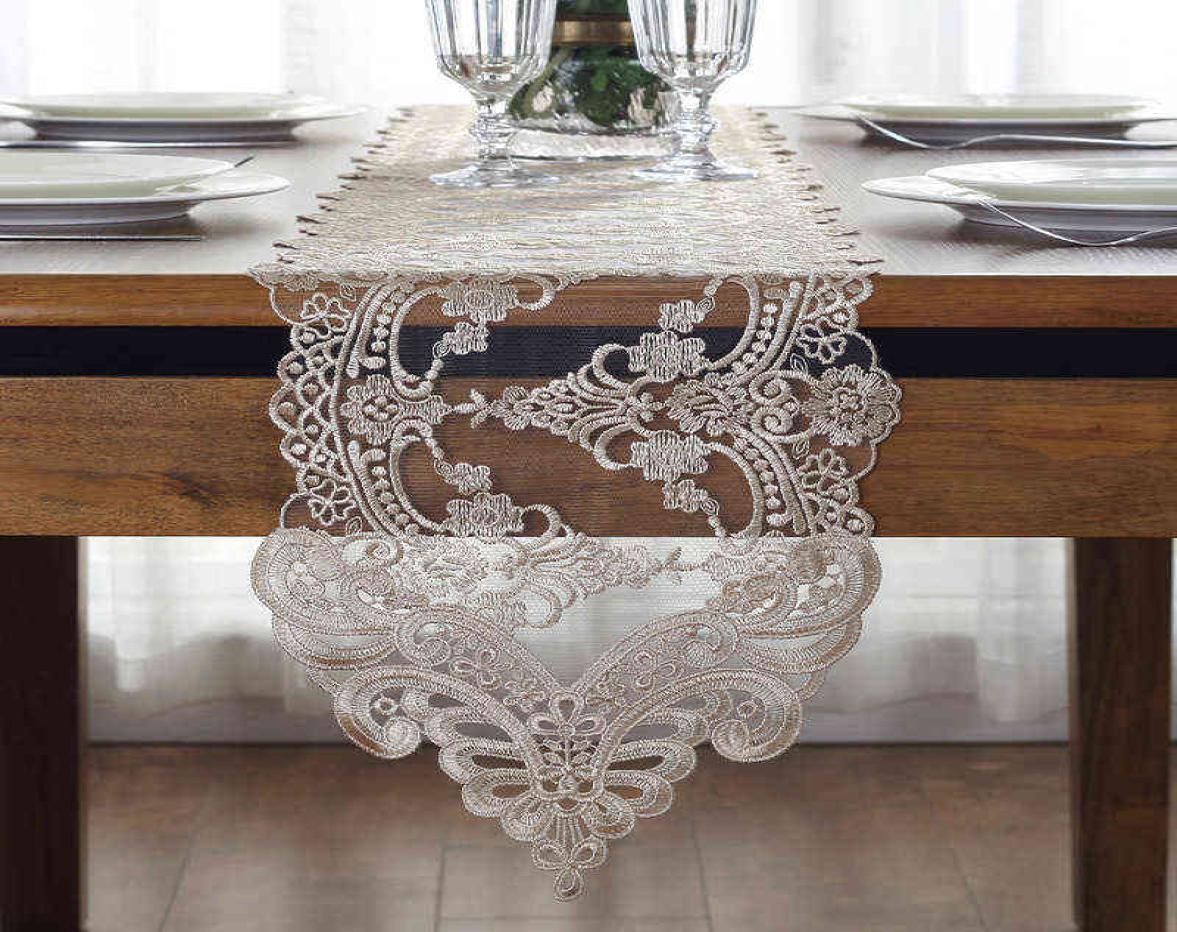 Table Runner White Europe Embroidered Table Flag Table Cover Hollow Out Lace Coffee Long Corner Fashion Wedding Decoration HM158 2
Table Runner White Europe Embroidered Table Flag Table Cover Hollow Out Lace Coffee Long Corner Fashion Wedding Decoration HM158 2