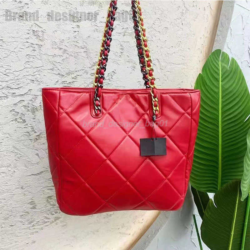 2022 New Fashion Large Capacity Portable Crossbody Bag Women Fashion Commuter Shoulder Bag Top Quality Chain Tote Bag Handbag 111322H, Make up the difference
2022 New Fashion Large Capacity Portable Crossbody Bag Women Fashion Commuter Shoulder Bag Top Quality Chain Tote Bag Handbag 111322H, Make up the difference