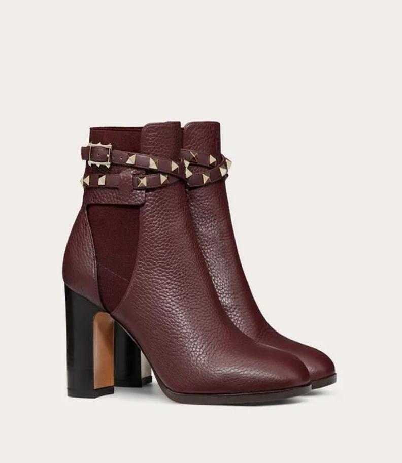 Elegant Winter Women039s Rock Stud Ankle Boots Chunky Heels Grainy Calfskin Leather Ladies Martin Booties Cowbay Rivet Booty EU4156436
Elegant Winter Women039s Rock Stud Ankle Boots Chunky Heels Grainy Calfskin Leather Ladies Martin Booties Cowbay Rivet Booty EU4156436