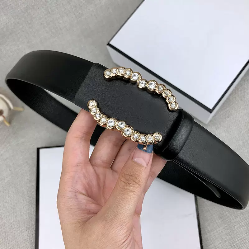 Designer Belts For Women Mens Genuine Leather Belt Luxurys Woman Diamonds Belt Waistband Cintura Ceinture Designers Gold Cowskin Belts 2211251D, Width:3.4cm
Designer Belts For Women Mens Genuine Leather Belt Luxurys Woman Diamonds Belt Waistband Cintura Ceinture Designers Gold Cowskin Belts 2211251D, Width:3.4cm