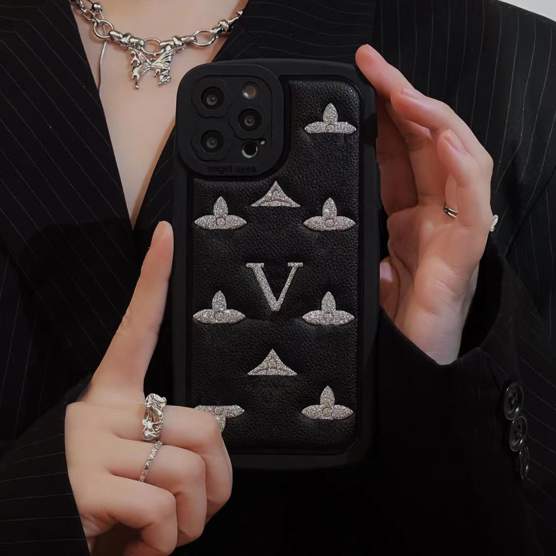 cases Luxury designers phone case iPhone X XR 14 13 12 11 Pro Max 14Pro 14Plus 13Pro 13ProMax 12ProMax air cushion anti-drop letter design very nice, White
cases Luxury designers phone case iPhone X XR 14 13 12 11 Pro Max 14Pro 14Plus 13Pro 13ProMax 12ProMax air cushion anti-drop letter design very nice, White