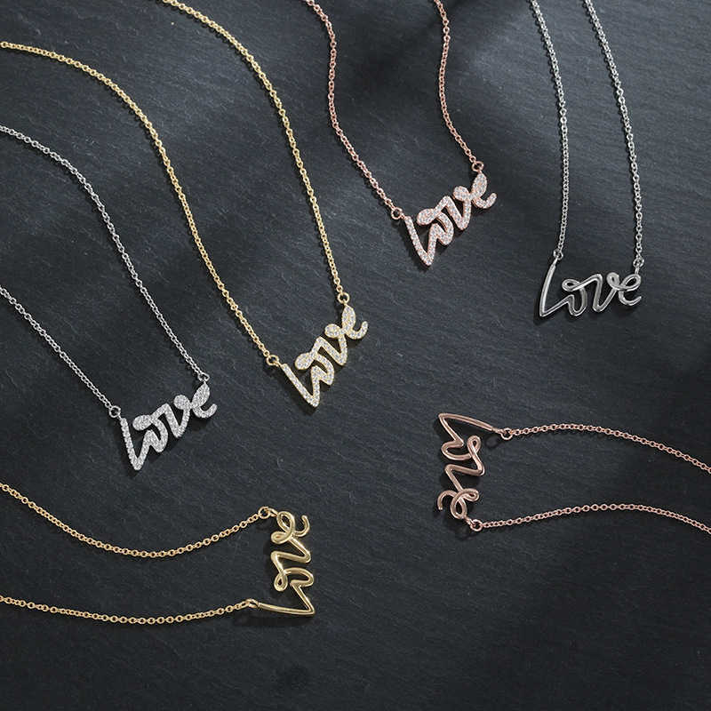 LOVE necklace with diamond rose gold white gold tricolor optional luxury boutique jewelry
LOVE necklace with diamond rose gold white gold tricolor optional luxury boutique jewelry