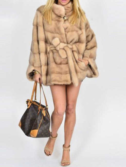 Women' Fur Faux Europe and America solid color imitation fur coat stand collar loose belt waist winter luxury fashion warm coat cloak large size L220920, Khaki
Women' Fur Faux Europe and America solid color imitation fur coat stand collar loose belt waist winter luxury fashion warm coat cloak large size L220920, Khaki