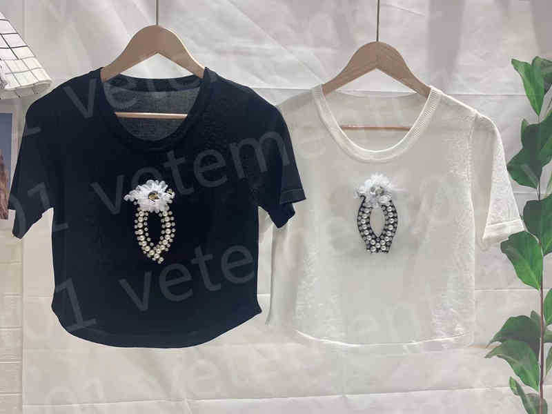 Luxury Women T-Shirts Brand Logo Floral Embellished Cotton Fashion T-Shirt Sexy Tops Hip Hop Short Sleeves Womens Designer Clothing
Luxury Women T-Shirts Brand Logo Floral Embellished Cotton Fashion T-Shirt Sexy Tops Hip Hop Short Sleeves Womens Designer Clothing