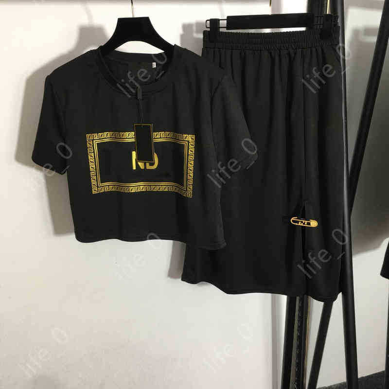 Womens Two Piece Dress Bronzing Print T-shirt And High Waist Skirt Collab Suits Designer Dress High Quality Tracksuits Women Clothing, Black
Womens Two Piece Dress Bronzing Print T-shirt And High Waist Skirt Collab Suits Designer Dress High Quality Tracksuits Women Clothing, Black