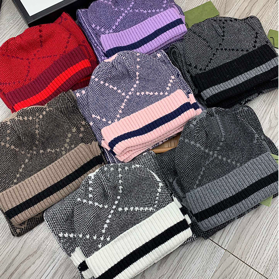 Fashion Scarves Hats Winter Scarf Hat Letters Plaid Design for Man Women Elegant Warm Wraps Cap 7 Color Optional
Fashion Scarves Hats Winter Scarf Hat Letters Plaid Design for Man Women Elegant Warm Wraps Cap 7 Color Optional