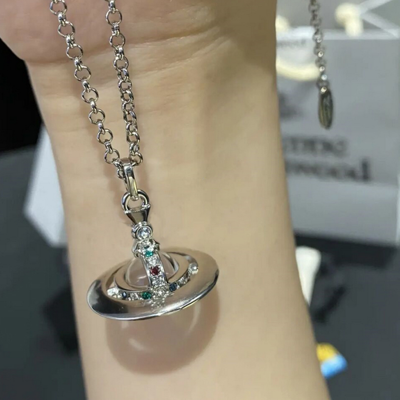 3D Planet Pendant Necklace Women Cute Saturn Short Chain Necklace Gift for Love Girlfriend