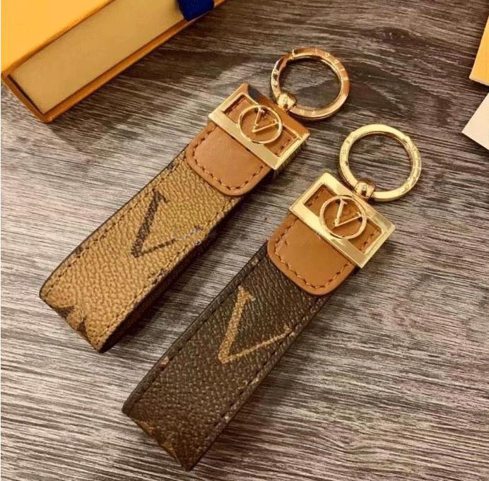 Cowhide key chain men's and women's automobile m65221 key chain handmade leather key chain couple pendant bag Pendant
Cowhide key chain men's and women's automobile m65221 key chain handmade leather key chain couple pendant bag Pendant