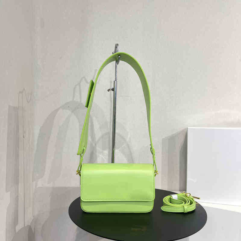 Shoulder Bags womens designer bag luxurys handbag Women Vintage Crossbody Wide Strap Purses Simple Camera beach bag 220820, Jbag light blue
Shoulder Bags womens designer bag luxurys handbag Women Vintage Crossbody Wide Strap Purses Simple Camera beach bag 220820, Jbag light blue