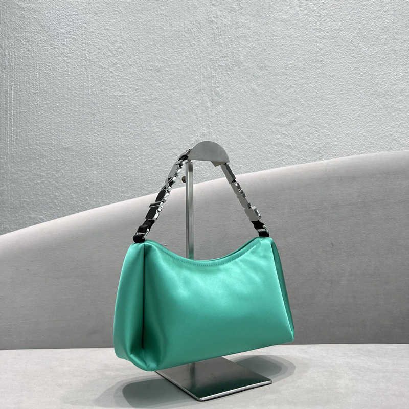 5A Wang Handbag Fashion Designer Bag Top Quality Women Tote Bags Luxury Shoulder Bag Ladies Leather Solid Color Single Chain Handbags Pochette, Red
5A Wang Handbag Fashion Designer Bag Top Quality Women Tote Bags Luxury Shoulder Bag Ladies Leather Solid Color Single Chain Handbags Pochette, Red