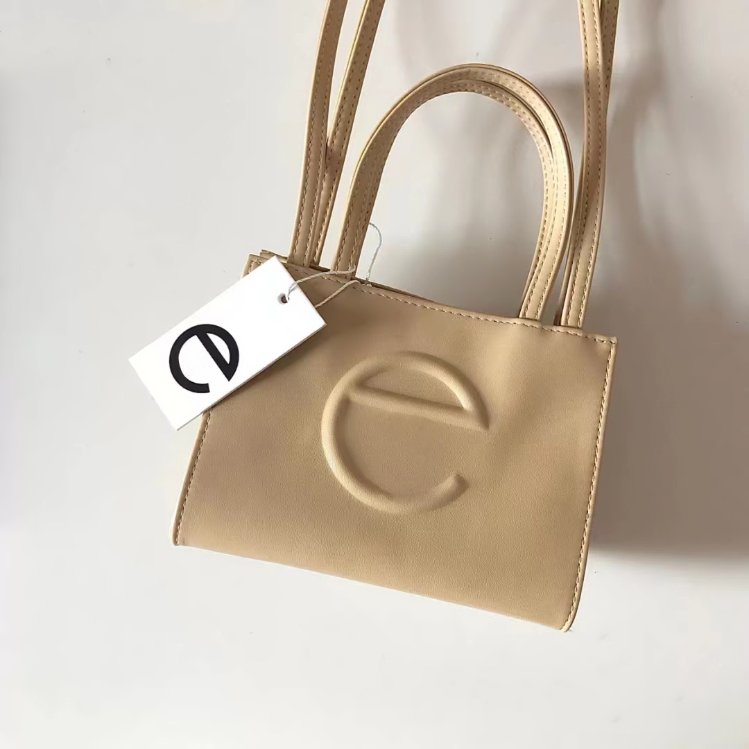 Luxury totes casual pochette Large PU Shopping beach weekend womens Clutch Bags summer travel vacation CrossBody men Fashion tote Famous Designer Shoulder hangbag, Orange
Luxury totes casual pochette Large PU Shopping beach weekend womens Clutch Bags summer travel vacation CrossBody men Fashion tote Famous Designer Shoulder hangbag, Orange