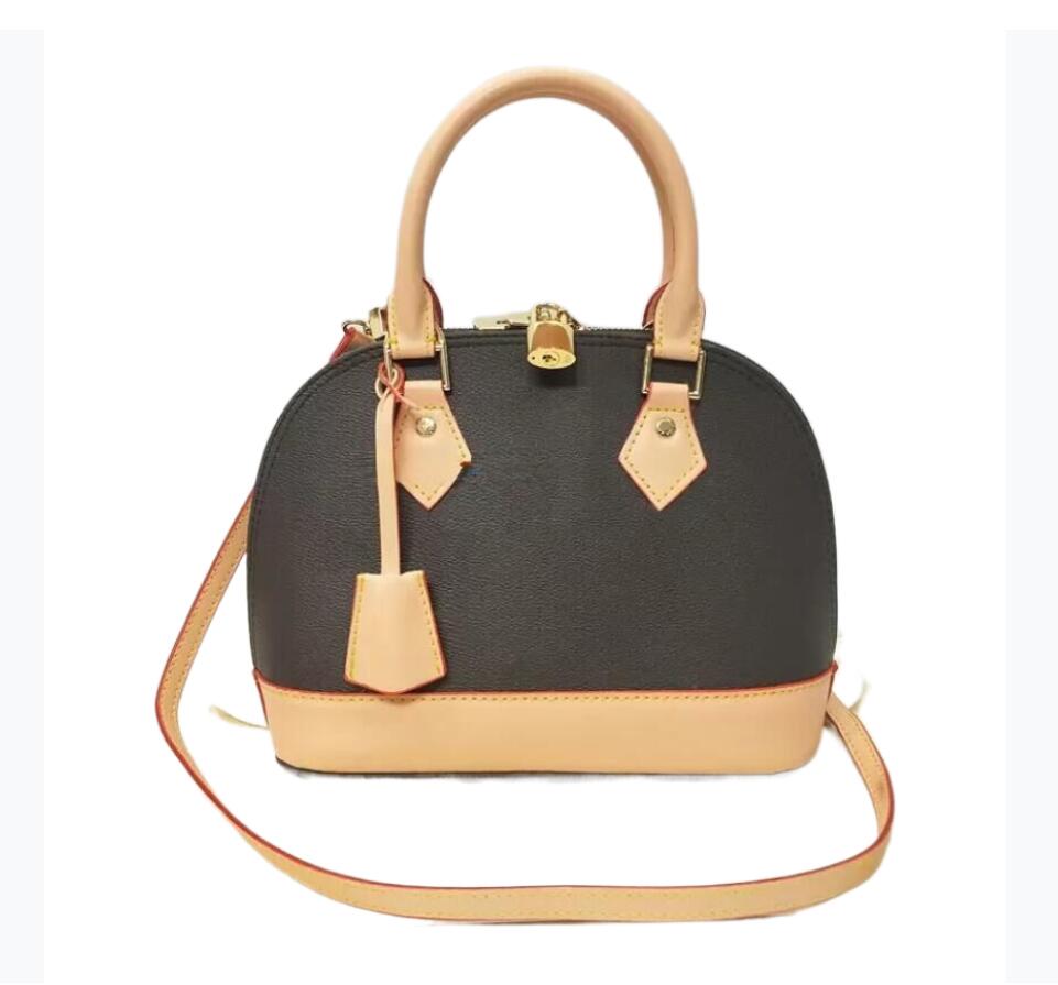 2022 Alma Bb Fashion Women Shoulder Bags Retro luxurys designers Bag Leather Handbags Shell Wallet Purse Ladies Cosmetic Crossbody Bags Tote, Brown
2022 Alma Bb Fashion Women Shoulder Bags Retro luxurys designers Bag Leather Handbags Shell Wallet Purse Ladies Cosmetic Crossbody Bags Tote, Brown