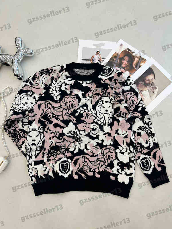 Womens Sweaters Designer Cardigan Knit Sweater CNL Color-blocked Five-pointed Star Lion Wheat Ear Logo Knitted Sweater Tops
Womens Sweaters Designer Cardigan Knit Sweater CNL Color-blocked Five-pointed Star Lion Wheat Ear Logo Knitted Sweater Tops