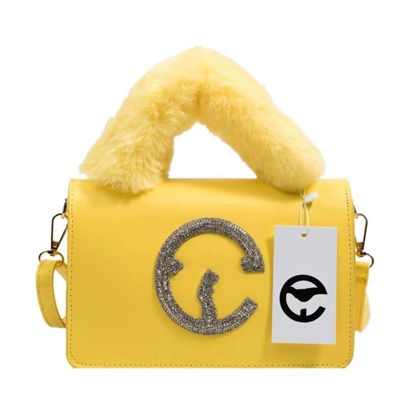 Tote telfa bag Fashion Brand Women's Bag Famous Designer Autumn Winter New Plush One Shoulder Luxury, Red
Tote telfa bag Fashion Brand Women's Bag Famous Designer Autumn Winter New Plush One Shoulder Luxury, Red