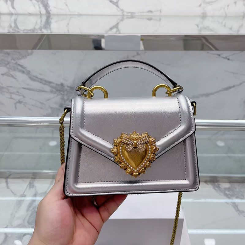 Women tote bag dg designer shoulder bagz fashion handbag chain crossbody lady mini flap totes purse, Red
Women tote bag dg designer shoulder bagz fashion handbag chain crossbody lady mini flap totes purse, Red