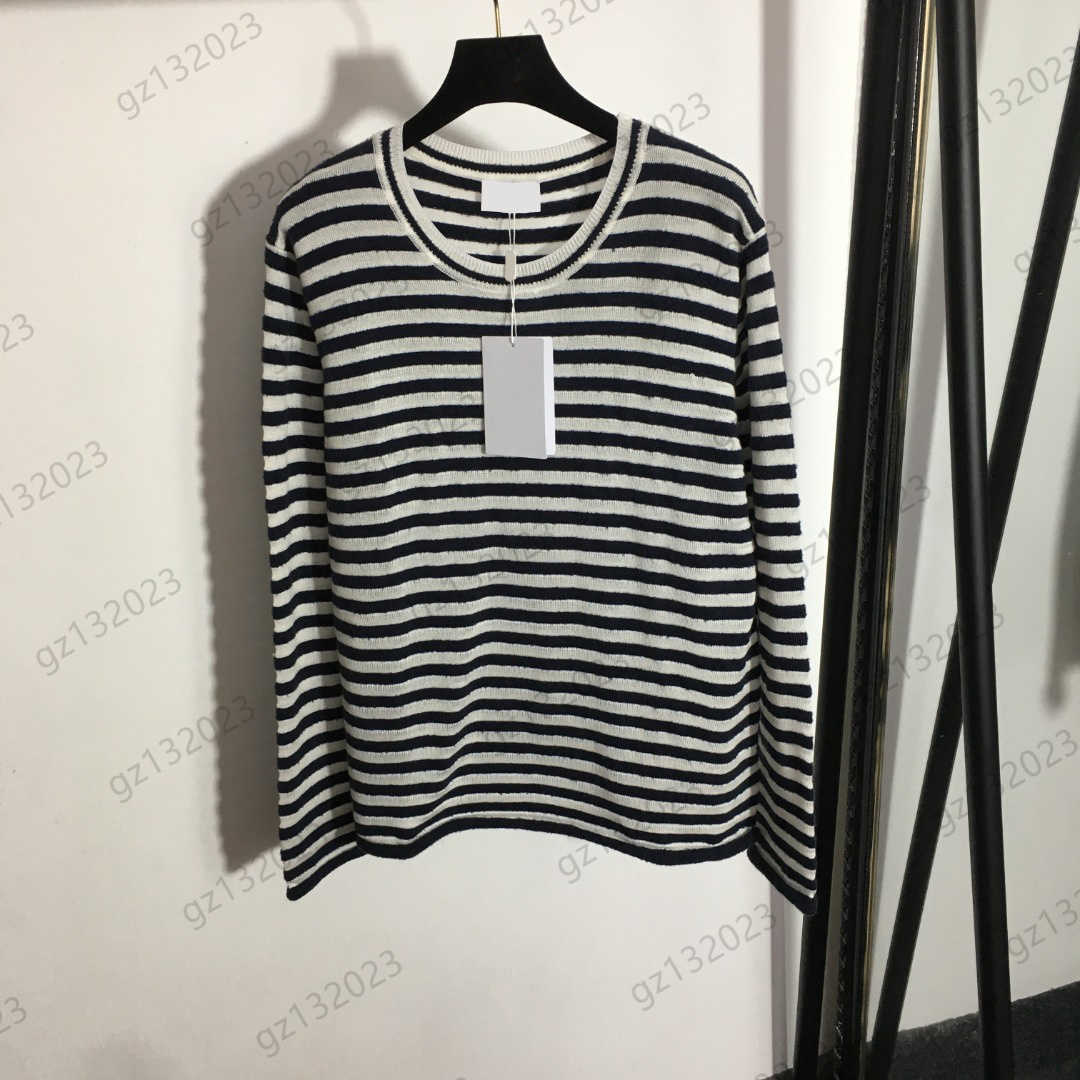 Womens Clothes T-Shirts Color Matching Stripe Wool Undershirt Thread Round Neck Long Sleeve Pullover Joker T-shirt Simple Casual Style Warm Women Apparel
Womens Clothes T-Shirts Color Matching Stripe Wool Undershirt Thread Round Neck Long Sleeve Pullover Joker T-shirt Simple Casual Style Warm Women Apparel