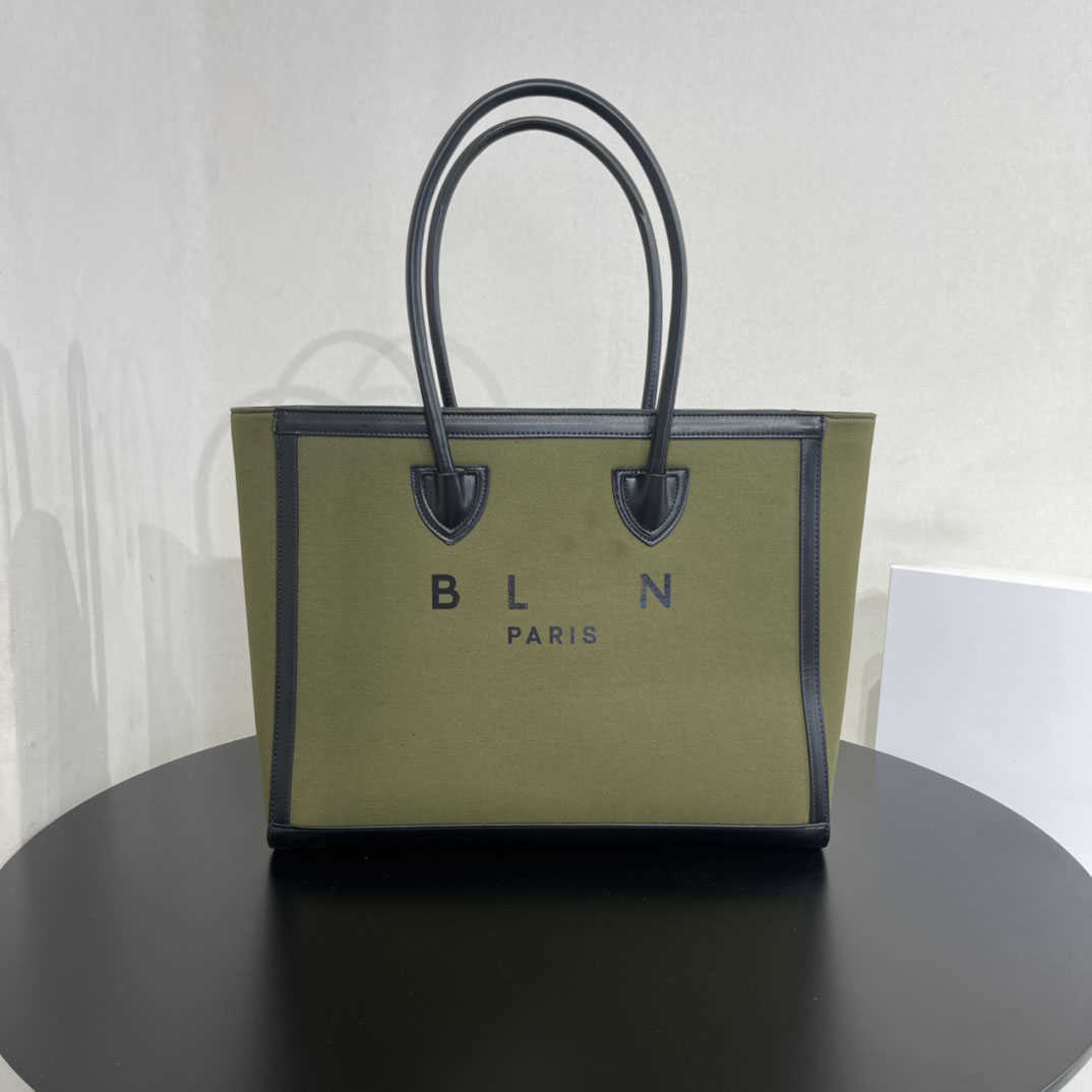 bman luxurys Handbags crossbody bags designer tote handbag Ladies Shoulder Bag handbag womens leather multifunctional solid color purses 7 colors 221122, Peach
bman luxurys Handbags crossbody bags designer tote handbag Ladies Shoulder Bag handbag womens leather multifunctional solid color purses 7 colors 221122, Peach