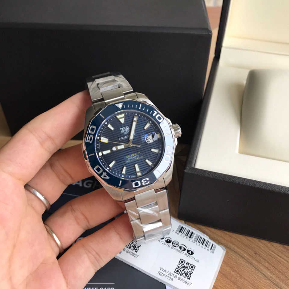 Watches For Mens Mechanical watch Series Machinery Luxury 43mm Surface Diameter Blue Mirror Super Luminous Pointer Brand Sport Wristwatches, Black
Watches For Mens Mechanical watch Series Machinery Luxury 43mm Surface Diameter Blue Mirror Super Luminous Pointer Brand Sport Wristwatches, Black