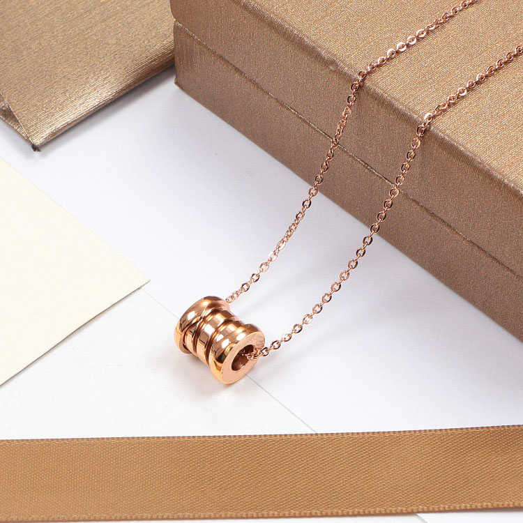 stainless steel jewelry Ceramic Couple Pendant Necklace Fashion Designer Design Men and Women Valentine's Day Gift
stainless steel jewelry Ceramic Couple Pendant Necklace Fashion Designer Design Men and Women Valentine's Day Gift