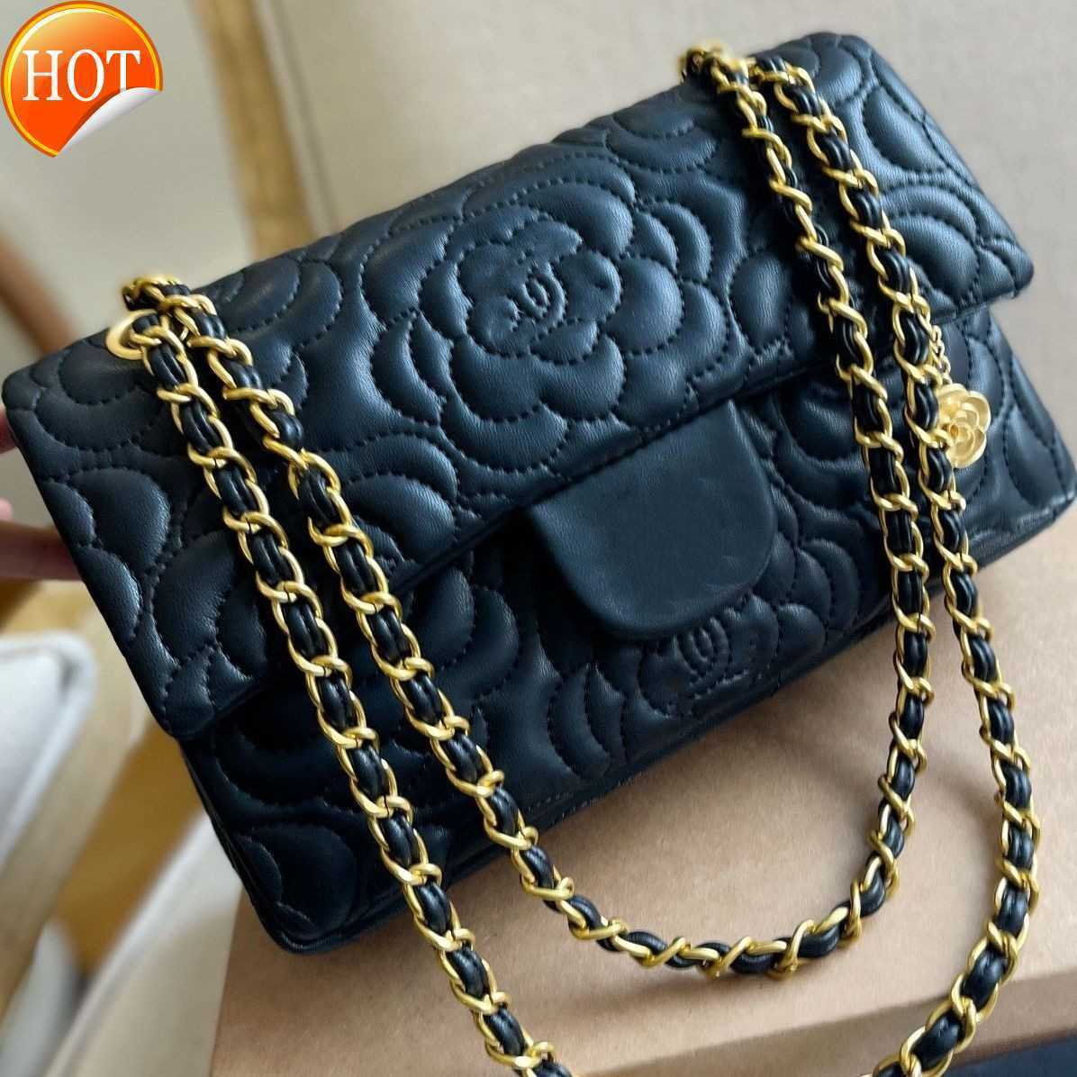 Women's Luxury Designer Shoulder Bags Fashion Embroidery Pleated Diamond New Bag Trend Style Top Brand Multi-functional Crossbody Bag Factory Direct Sales, Powder
Women's Luxury Designer Shoulder Bags Fashion Embroidery Pleated Diamond New Bag Trend Style Top Brand Multi-functional Crossbody Bag Factory Direct Sales, Powder