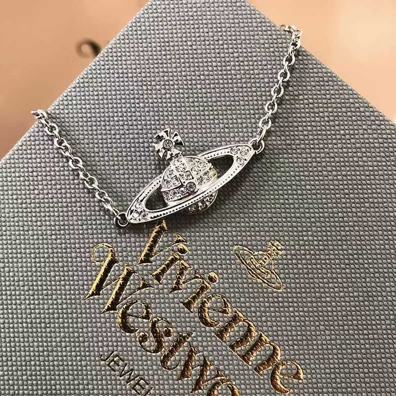 Designer Earrings Saturn Pearl chains Counter Dowager Classic Flat Saturn Bracelet
Designer Earrings Saturn Pearl chains Counter Dowager Classic Flat Saturn Bracelet