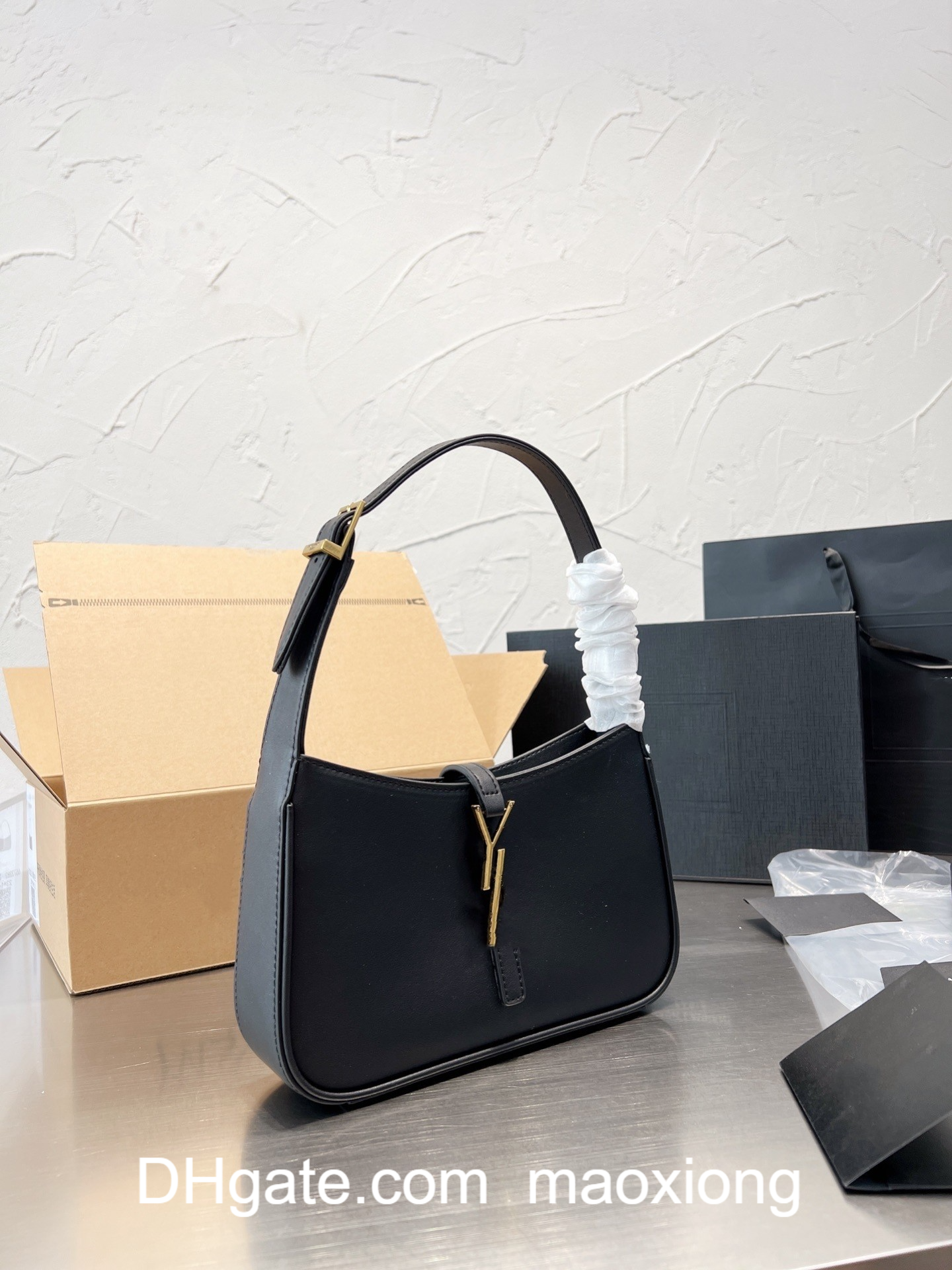 2022 Top-quality Armpit Bag Classic Leather Designer bags for Ladies Shoulder Bags Baguette Multi-Color Fashion hobo wholesale, Other
2022 Top-quality Armpit Bag Classic Leather Designer bags for Ladies Shoulder Bags Baguette Multi-Color Fashion hobo wholesale, Other