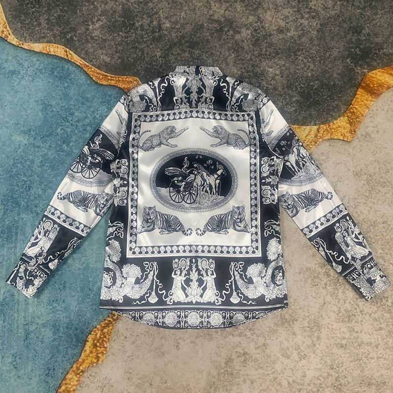 Summer mens casual shirt Hawaiian Medusa printed long sleeved cardigan vers designer silk shirts men women fashion hip-hop jacket ZKVA, Color1
Summer mens casual shirt Hawaiian Medusa printed long sleeved cardigan vers designer silk shirts men women fashion hip-hop jacket ZKVA, Color1