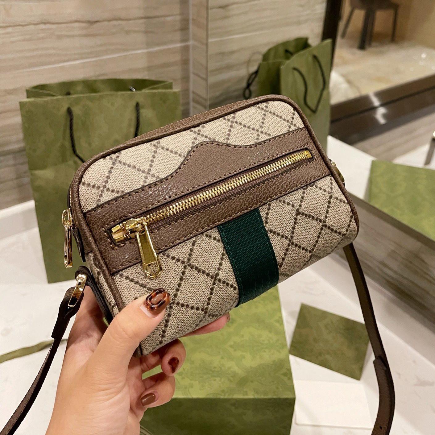 Camera bag Luxury Designer Fashion Shoulder Bags Handbags High Quality Women chains bag totes temperament mother Handbag louis Purse vutton Crossbody viuton Bag, Black
Camera bag Luxury Designer Fashion Shoulder Bags Handbags High Quality Women chains bag totes temperament mother Handbag louis Purse vutton Crossbody viuton Bag, Black