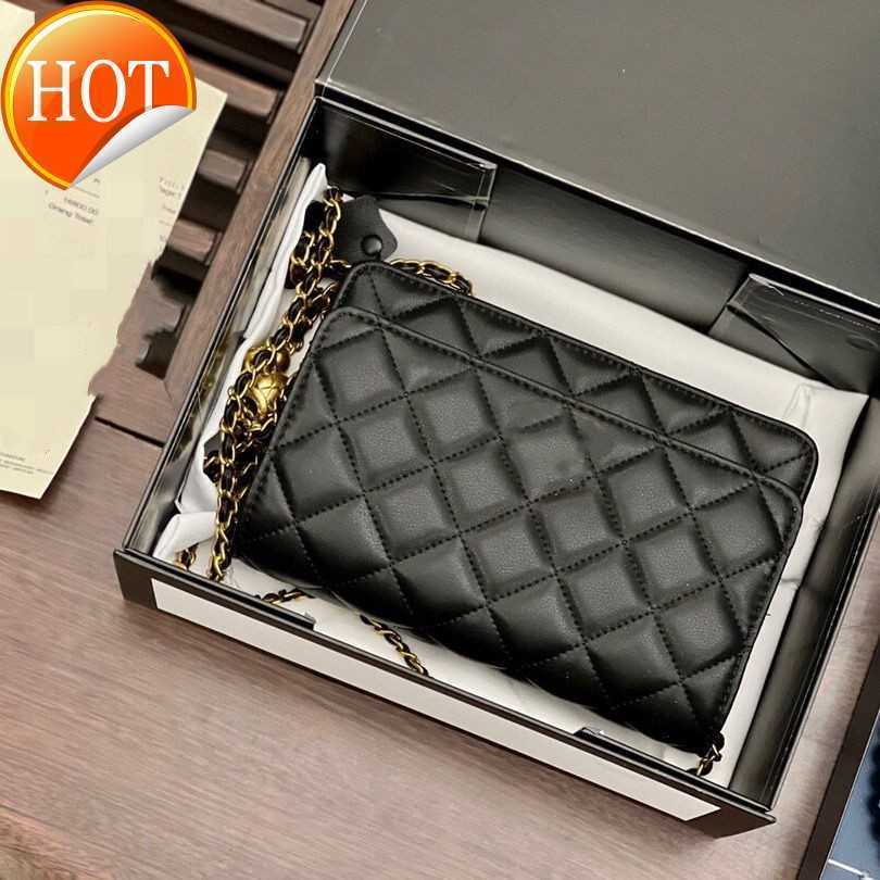 Women's Luxury Designer Shoulder Bags 2023 New Fashion Small Fragrance Rhomboid Chain Gold Ball Single Shoulders Oblique Cross Bag Factory Direct Sales, Pink
Women's Luxury Designer Shoulder Bags 2023 New Fashion Small Fragrance Rhomboid Chain Gold Ball Single Shoulders Oblique Cross Bag Factory Direct Sales, Pink