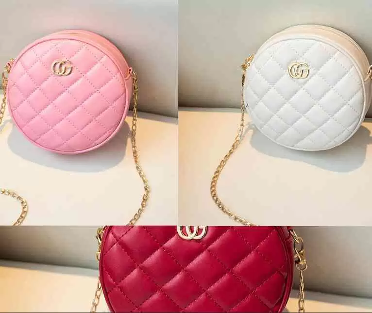 Luxury Women's Handbag Fashion Diamond Pattern Mini Chain Bag Round Shoulder Bags Designer Y220804, Red
Luxury Women's Handbag Fashion Diamond Pattern Mini Chain Bag Round Shoulder Bags Designer Y220804, Red