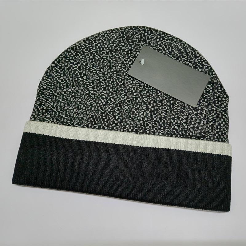 Men Design Winter Beanie Women Hat Cap Ski Hats Snapback Mask Mens Cotton Skull Caps Unisex Cashmere Plaid Letters Luxury Casual Outdoor Fashion Beanies 13 Colors a7
Men Design Winter Beanie Women Hat Cap Ski Hats Snapback Mask Mens Cotton Skull Caps Unisex Cashmere Plaid Letters Luxury Casual Outdoor Fashion Beanies 13 Colors a7