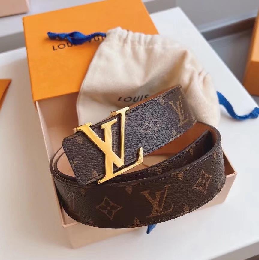 2022 Luxury designer Louis Vuitton Belt Buckle Fashion Genuine louiseity Viutonity Leather Women Belts For men Letter Double Big gold classical A5 Louise Viuton, High quality
2022 Luxury designer Louis Vuitton Belt Buckle Fashion Genuine louiseity Viutonity Leather Women Belts For men Letter Double Big gold classical A5 Louise Viuton, High quality
