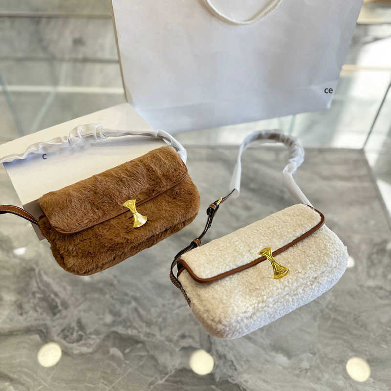 Shoulder Bags Womens Designer Bag Luxury Handbag C Letter Plush Underarm Cute Tote Bag Furry Crossbody Bags Lady Purse Wallet 221019, Cebag brown
Shoulder Bags Womens Designer Bag Luxury Handbag C Letter Plush Underarm Cute Tote Bag Furry Crossbody Bags Lady Purse Wallet 221019, Cebag brown