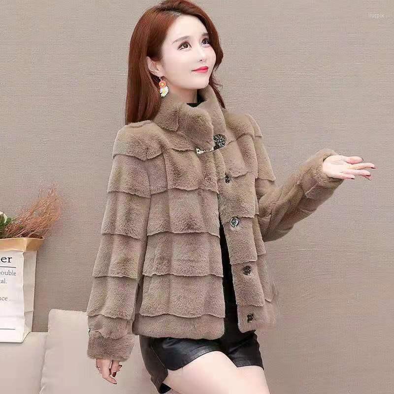 Women' Fur Mink Velvet Short Coat Women' Winter 2022 Danish Small Thickened Western-style Top, Black
Women' Fur Mink Velvet Short Coat Women' Winter 2022 Danish Small Thickened Western-style Top, Black