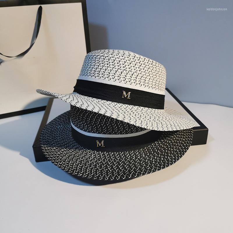 Wide Brim Hats Summer Letter Retro Ribbon Braided Flat Head Straw Lady Hepburn Wide-brim Sun Hat British Sunscreen Beach Cap, Black
Wide Brim Hats Summer Letter Retro Ribbon Braided Flat Head Straw Lady Hepburn Wide-brim Sun Hat British Sunscreen Beach Cap, Black