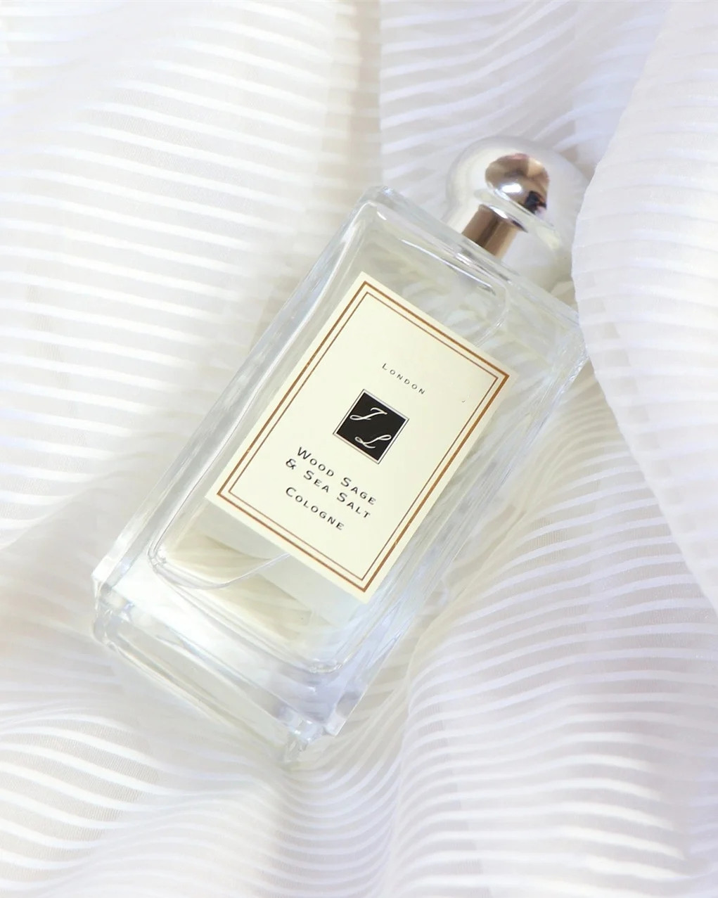 High-Quality London perfume parfums 100ML ENGLISH PEAR WOOD SEA SALT Wild Bluebell Cologne perfumes fragrances for women Fast ship
High-Quality London perfume parfums 100ML ENGLISH PEAR WOOD SEA SALT Wild Bluebell Cologne perfumes fragrances for women Fast ship
