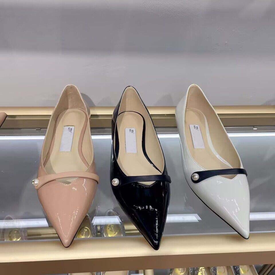 Luxury brand design Women sandal flat rosalia flat Ballet shoes patent leather pointed toe 35-43
Luxury brand design Women sandal flat rosalia flat Ballet shoes patent leather pointed toe 35-43