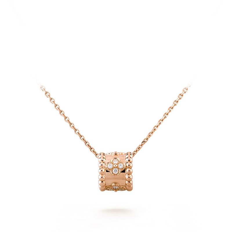 luxury designer womens pendant full diamond necklaces fashion designer design stainless steel necklace mans valentines day gifts for woman
luxury designer womens pendant full diamond necklaces fashion designer design stainless steel necklace mans valentines day gifts for woman