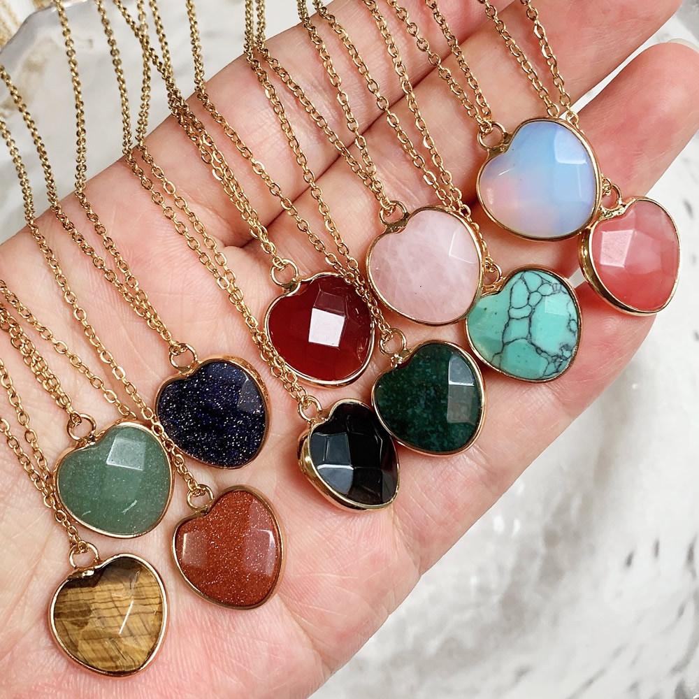 Heart Pendant Necklace for Women Love Sweet Heart Charm Natural Quartz Stone Turquoise Opal Pink Crystal Pendulum Necklaces
