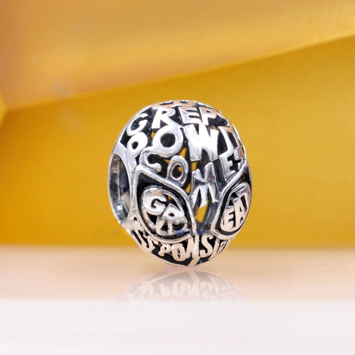 925 Sterling Silver Mask Charm Bead Fits European Pandora Style Jewelry Charm Bracelets
925 Sterling Silver Mask Charm Bead Fits European Pandora Style Jewelry Charm Bracelets