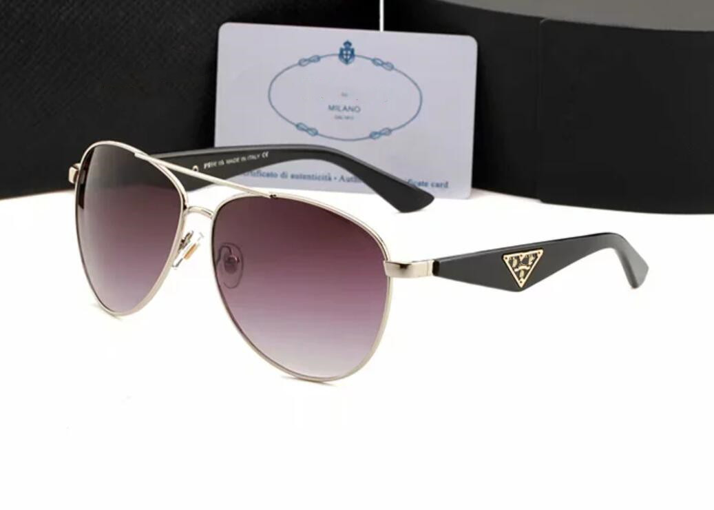 Wholesale Designer Sunglasses Original Eyeglasses Outdoor Shades PC Frame Fashion Classic Lady Mirrors for Women and Men 5068
Wholesale Designer Sunglasses Original Eyeglasses Outdoor Shades PC Frame Fashion Classic Lady Mirrors for Women and Men 5068